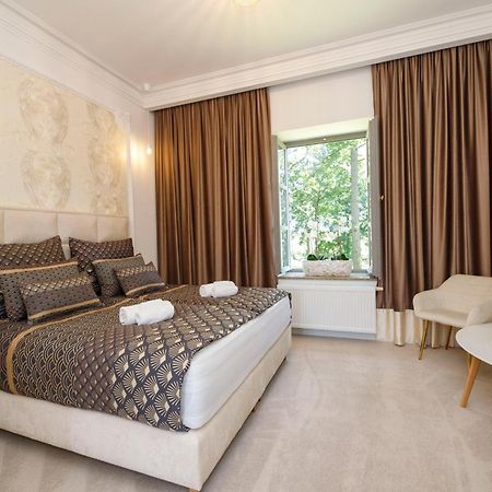 Zamek Kvasetice Hotel Havlíčkŭv Brod Kültér fotó