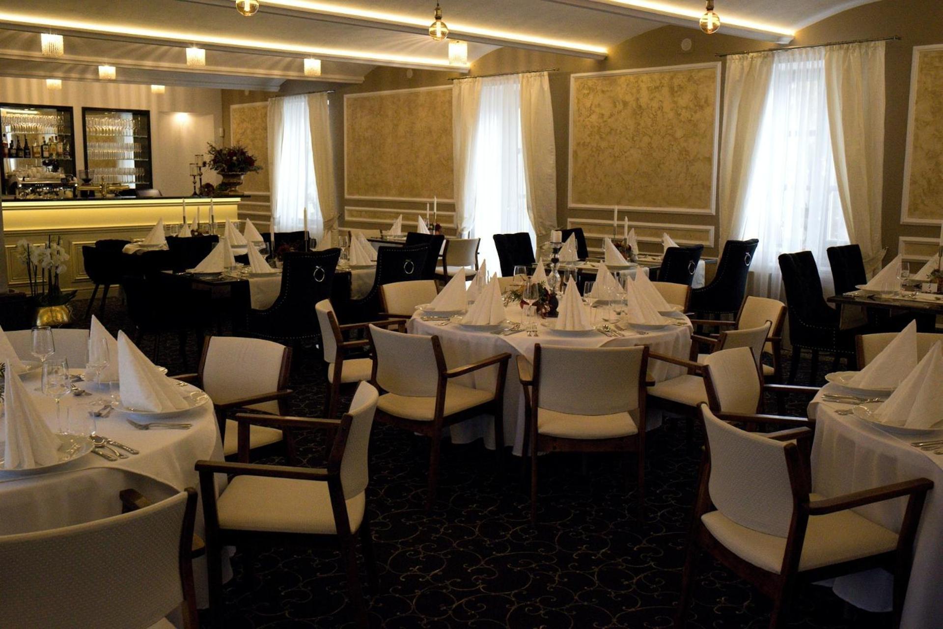 Zamek Kvasetice Hotel Havlíčkŭv Brod Kültér fotó
