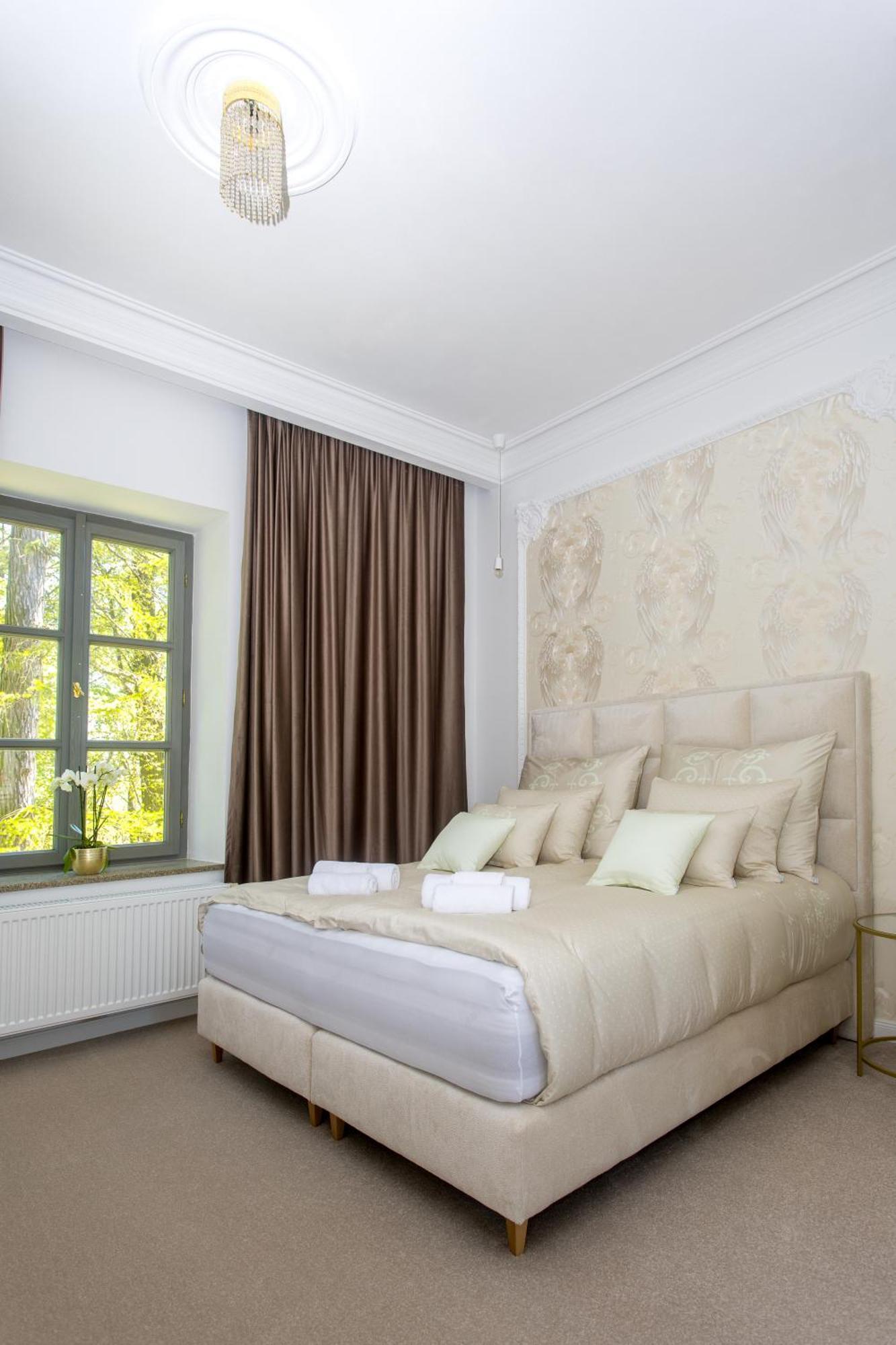 Zamek Kvasetice Hotel Havlíčkŭv Brod Kültér fotó